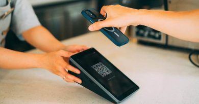 Here is a Turkish text that meets the requirements: Überpayment