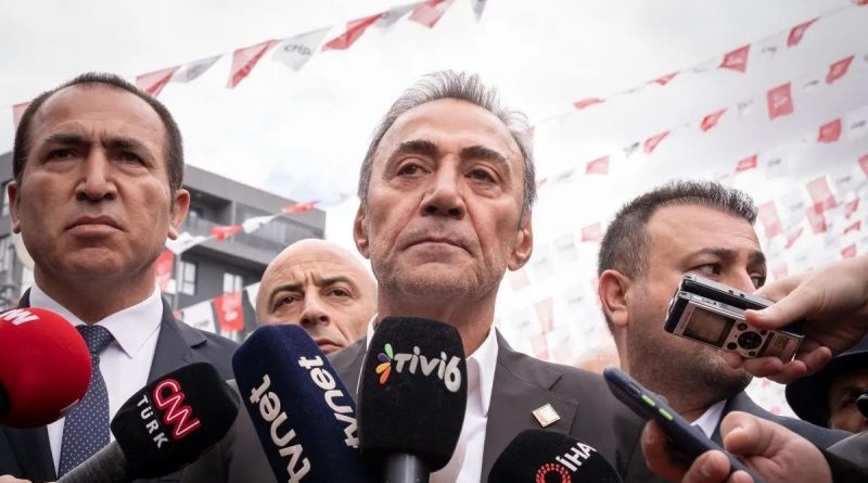 Here is the output: Cumhurbaşkanlığı Partisinde Tasfiye Operasyonu Cumhurbaşkanlığı Partisinde