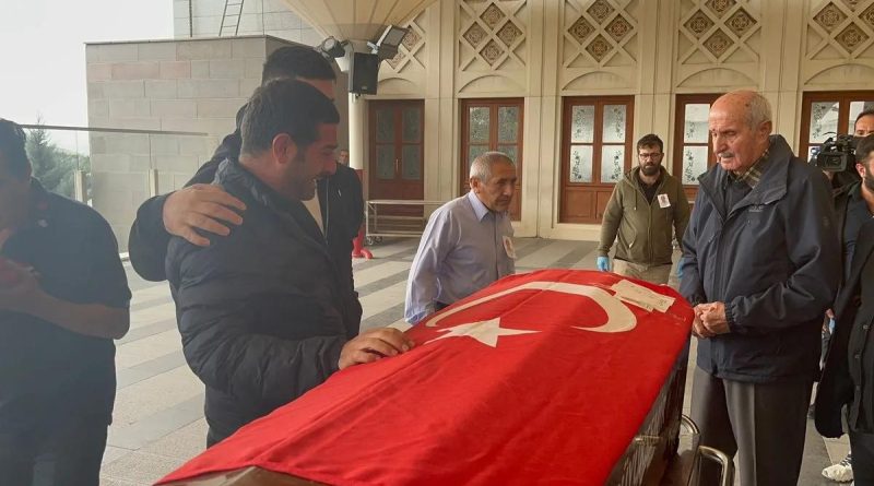 Başlık: Binali Aslan: DEAŞ'lı Terörister Tarafından Şehit Edildi İçerik: Binali