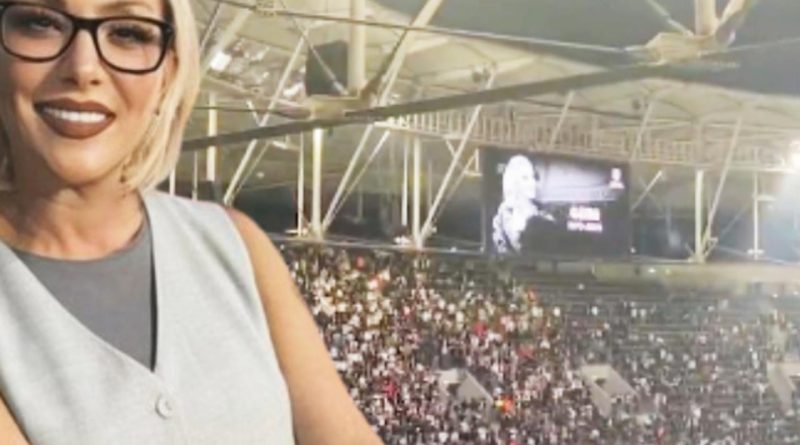 Beşiktaş'ta Güllü'yü Unutmadı Güllü, Beşiktaş'ın Kalbini