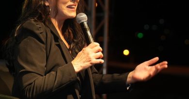 Kapılarını Aydan Şener ile Açtı Kapalı Kıyamet: 7 Alanya Kitap