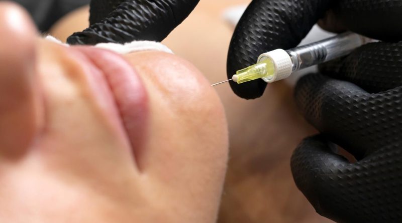 Estetik ve Dövme İşlemlerinde Merdiven Altı Uyarısı! Estetik ve Dövme