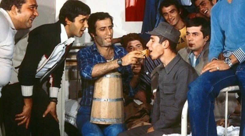 Here is the rewritten text in Turkish: Başlık: Hababam Sınıfı'nın