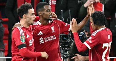 Here is a new attempt: Başlık: Liverpool, Lig Kupası'nda Tur