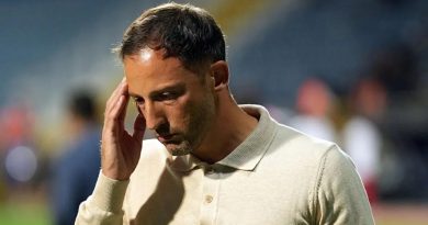 Başlık: Fenerbahçe Teknik Direktörü Domenico Tedesco'dan Puan Kaybı ve Seçim