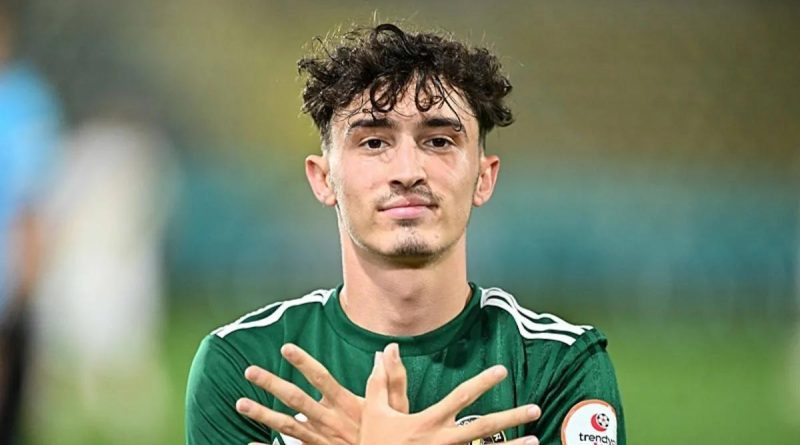 Here is the rewritten text in Turkish: Başlık: Galatasaray'da Mertens'in