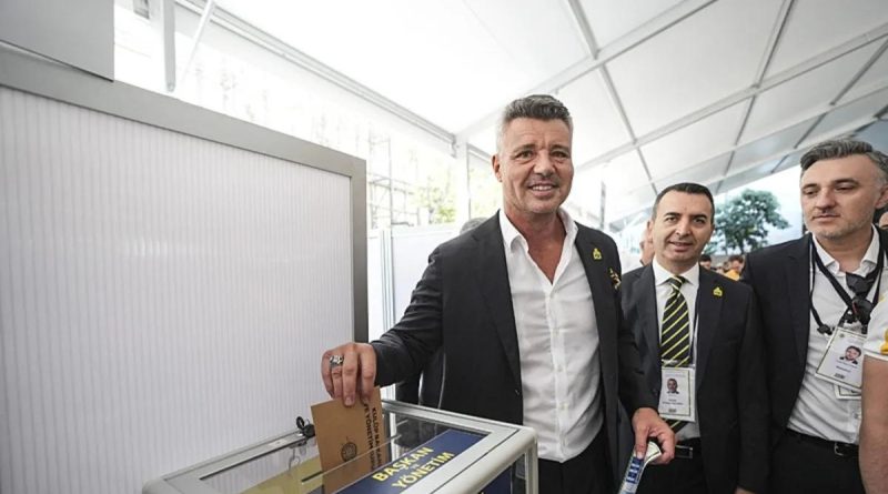 Here is a Turkish text that meets your requirements: Fenerbahçe