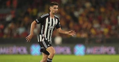 Beşiktaş'tan Demir Ege Tıknaz Açıklaması! Beşiktaş, Demir Ege