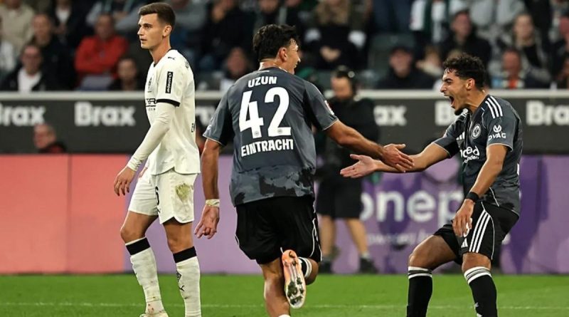 Başlık: Eintracht Frankfurt, Borussia Mönchengladbach'ı 6-4 mağlup etti İçerik: Bundesliga'nın