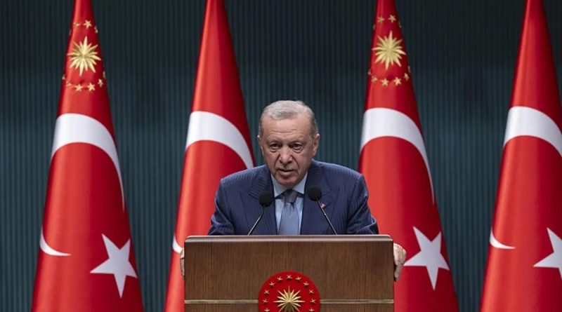 Başlık: Erdoğan'dan Kabine Toplantısı Sonrası Önemli Açıklamalar İçerik: Kabine Top