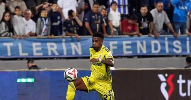 Fenerbahçe'nin Yıldızı Nelson Semedo: Herkesin Aynaya Bakması Gerekir Fenerbahçe'nin Portekiz