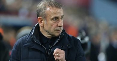 Başlık: Abdullah Avcı'dan 23 Yıl Sonra Bir İlk! İçerik: Süper