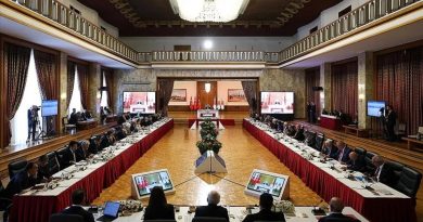 Başlık: Tarihi Komisyon'da Filistin Vurgusu: TBMM Başkanı Kurtulmuş'ün Açıklaması Tarihi