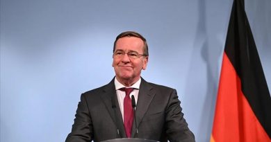 Başlık: Almanya Savunma Bakanı Pistorius: Moskova NATO müttefiklerini tahrik ediyor