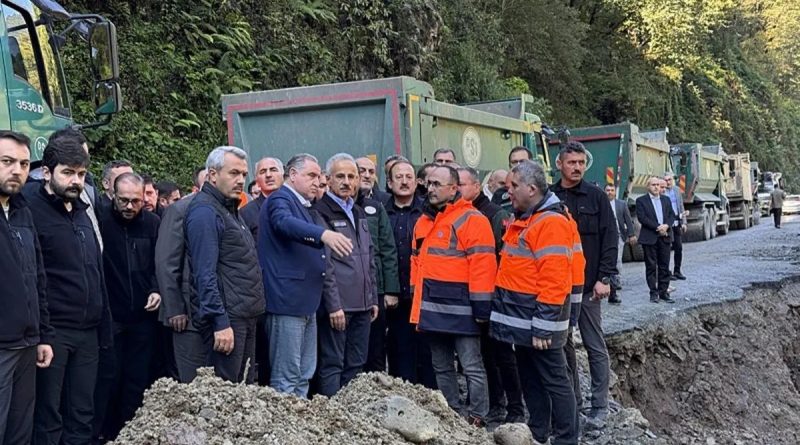 Ayder Yaylası Yolunda Devam Edilen Çalışmalar İncelemeye Alındı Bakanlar Uraloğlu