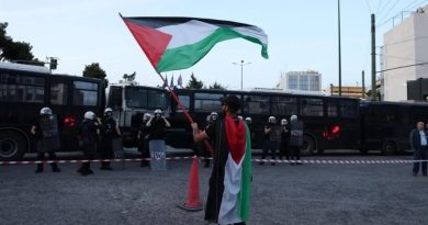 Atina'da Filistin Eylemi: İsrailli Yatırımcıların Oteli Hedef Alındı Yunanistan'ın Başkenti