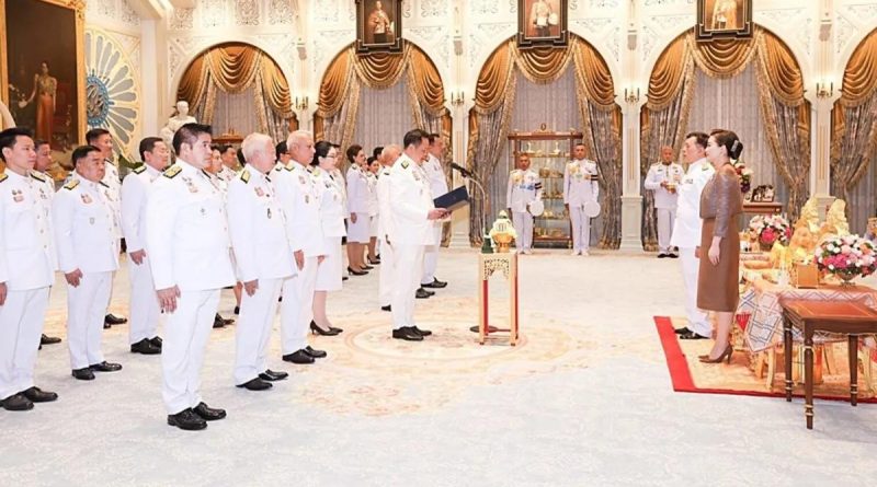 Tayland'da Yeni Hükümet Göreve Başladı Tayland'da yeni dönem: Başbakan Anutin