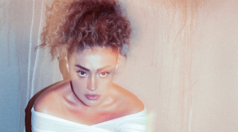 Here is a new content in Turkish: Dilan Çıtak: Güçlenerek