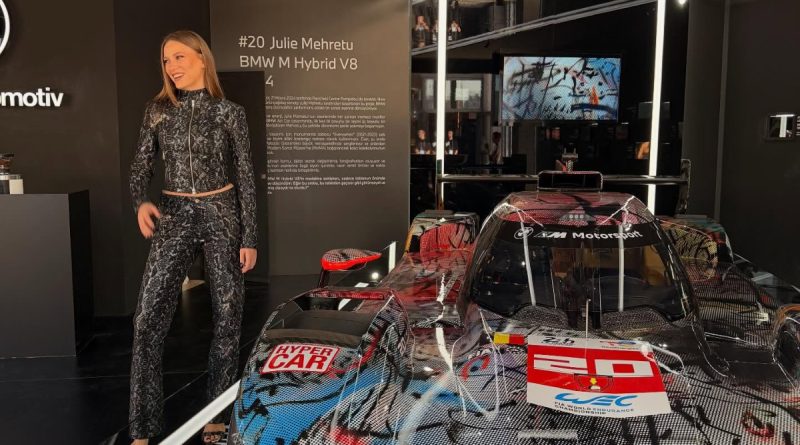 Here is the rewritten text in Turkish: Başlık: Serenay Sarıkaya