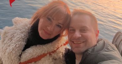 Yağmur Atacan: Yaş Farkı Konuşulmaya Devam Ediyor! Yağmur Atacan, Yaş