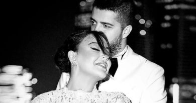 Başlık: Ebru Gündeş ve Murat Özdemir'in Boşanması Ebru Gündeş ve