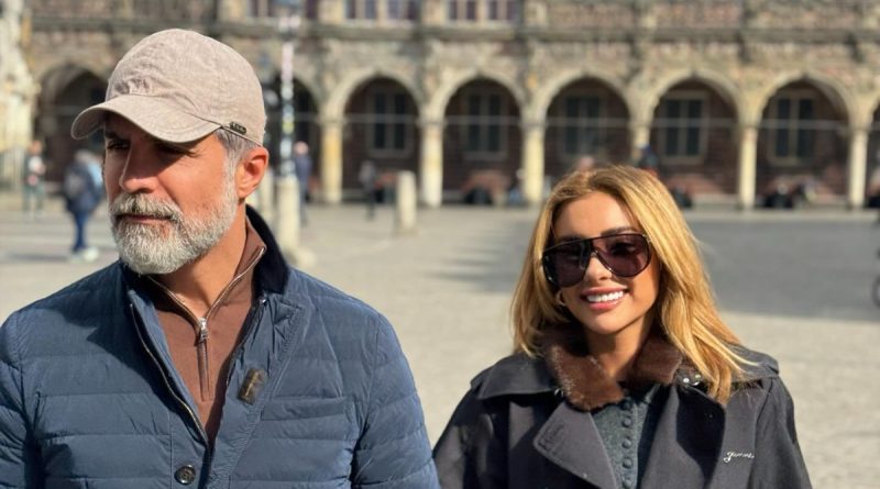 Here is the rewritten text in Turkish: Özcan Deniz'in Eşi