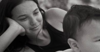 Here is the rewritten text in Turkish: Başlık: Pınar Deniz'in