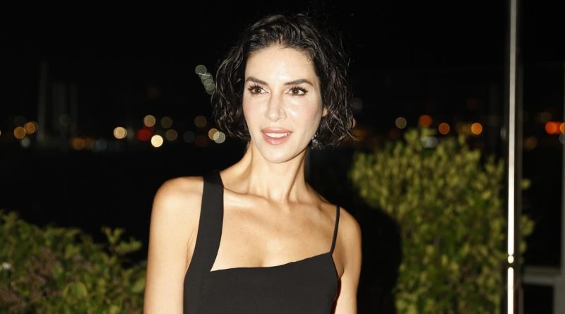 Here is a Turkish text that meets your requirements: Beyin