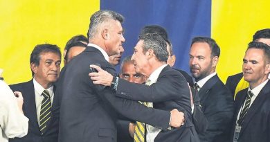 Fenerbahçe'de Yeni Birlik ve Yeniden Başlangıç Fenerbahçe'nin Yeni Başkanı Saran,