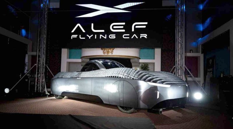 Uçuşlu Araba, Havaalanına Ulaşımını Test Ediyor Türkiye'nin ilk uçuşlu araba,