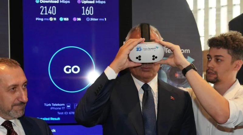 Başlık: Türk Telekom'un 5G Teknolojisi, Kültür ve Sanat Dünyasına Yöneliyor