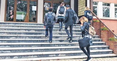 Başlık: Lise Modeli Değişiyor: 2+2 Geliyor! Son dakika haberleri! Türkiye'nin