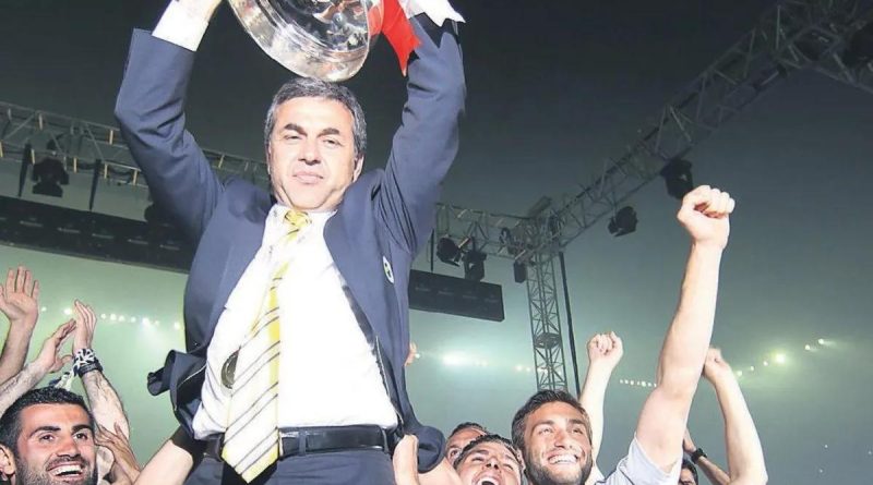 Fenerbahçe'de Kimlik Bunalımı: Aykut Kocaman'ın Önünü Kapattı Fenerbahçe'de Futbolun