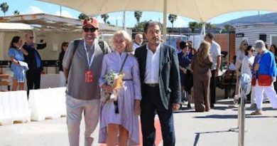 Kos'ta Sinema Zirvesi: Kültür ve Sanatın Köprüsü Kos'ta Sinema Zirvesi</