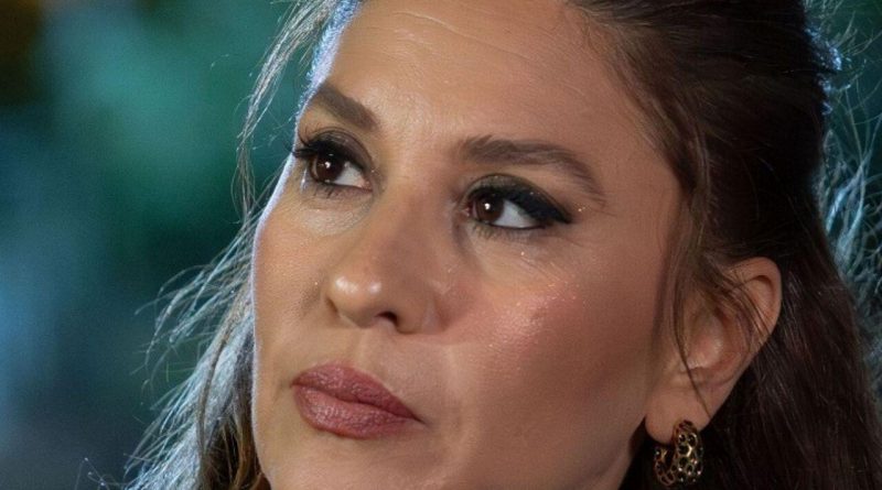 Here is the rewritten text in Turkish: Başlık: Kızılcık Şerbetinin