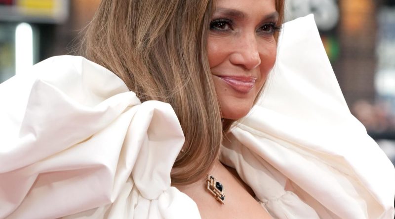 Başlık: Sorun senin aldatman: Jennifer Lopez'e eski eşinden yanıt İçerik: