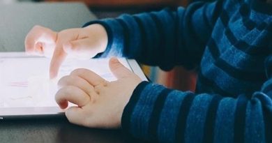 Başlık: Çocuklarda Metin Boyun Sendromu Artıyor İçerik: Çocuklarda "Metin