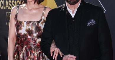 John Travolta ve Kızı Ella Bleu Travolta, Üçüncü Kez Bir