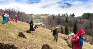 Here is the rewritten text in Turkish: Başlık: Karadeniz'in Nemindeki