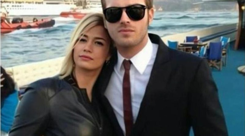 Here is the rewritten text in Turkish: Başlık: Kıvanç Tatlıtuğ'un