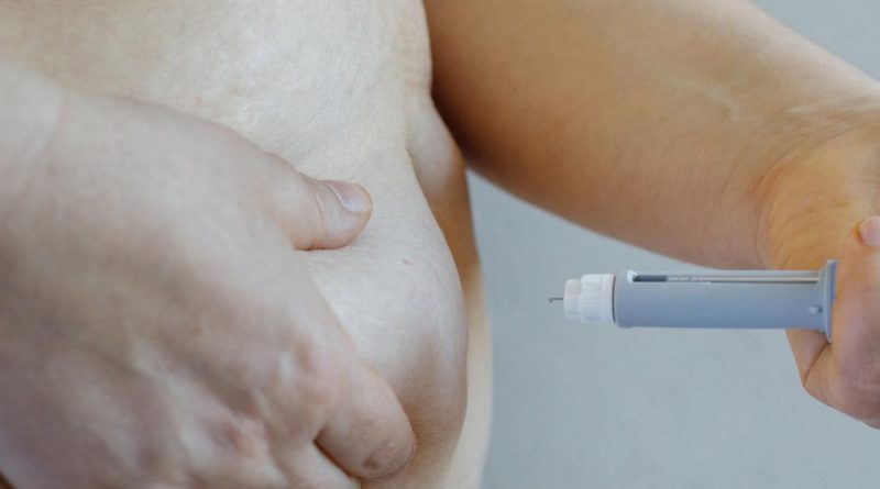 Zayıflama iğnesi: Doktor Onayıyla Kullanılmalı Zayıflama iğnelerinin Yan Etkileri ve