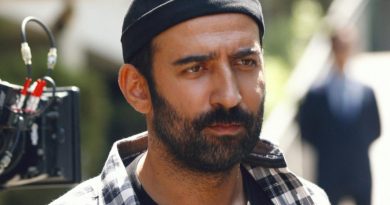 Ferit Kaya, Uykucunun Afro'suyla beyazperdede Ferit Kaya, "Uykucu"nun Afro'suyla beyazperdede</