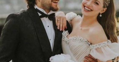 Bitmesi Gerekiyordu Bitti: İpek Filiz Yazıcı Bitmesi Gerekiyord