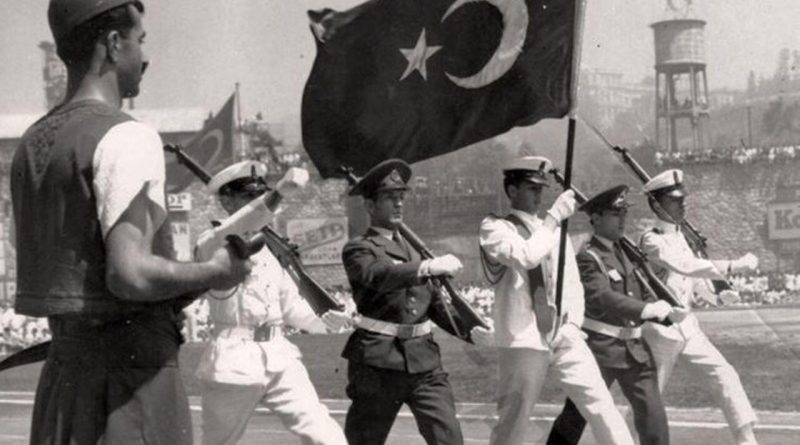 Cumhuriyet Bayramı: 102 Yılını Kutlayan Türkiye Cumhuriyet Bayramı: 102