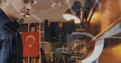 Cumhuriyet Bayramı'na Özel Beste: Ferman Akgül'ün 102 Yılını Kutlamalı Cumhuriyet