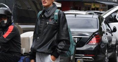 Here is the rewritten text in Turkish: Başlık: Çok Değişti: