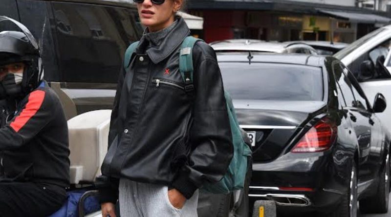 Here is the rewritten text in Turkish: Başlık: Çok Değişti: