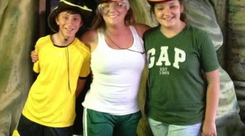 Başlık: Güllü'nün Çocuklarından Paylaşım: İddialar Sonrası İçerik: Güllü'n