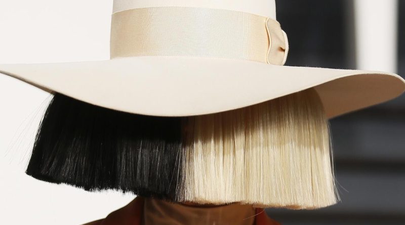 Velayet Mücadelesini Kazandı: Sia Velayet Mücadelesini Kazandı Sia'nın Velayet Mücadelesi