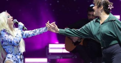 Ece Seçkin'den Yasemin Akıncılar Minguzzi'ye Destek Mesajı "Yaşadığımız en zor